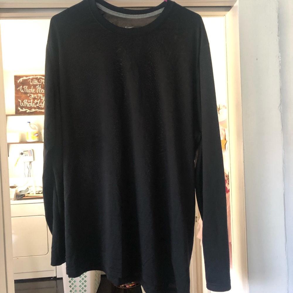 Nike 2XL long-sleeve dri-fit